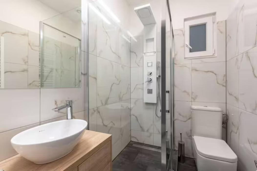 Luxurious Studio Located In The Heart Of בודפשט מראה חיצוני תמונה